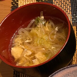 もやしと白菜のスープ